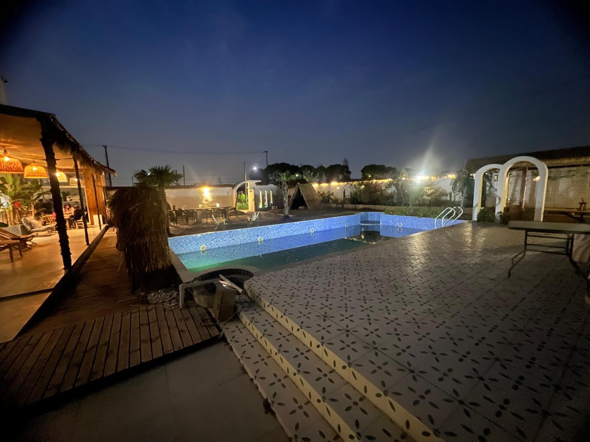 Homestay Left Bank La Vie Pool Shanghai