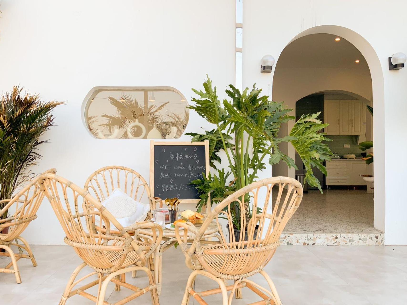 Homestay Left Bank La Vie Pool