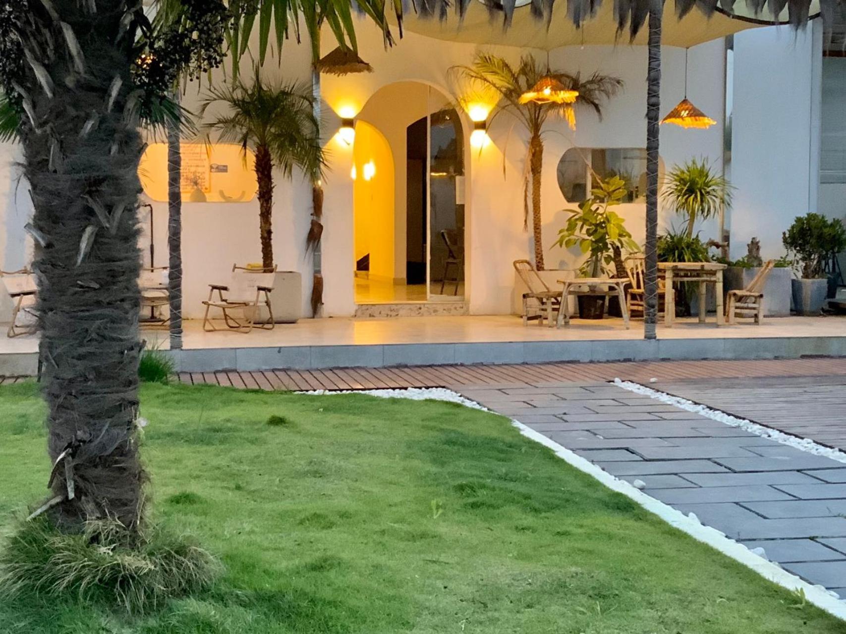 Homestay Left Bank La Vie Pool